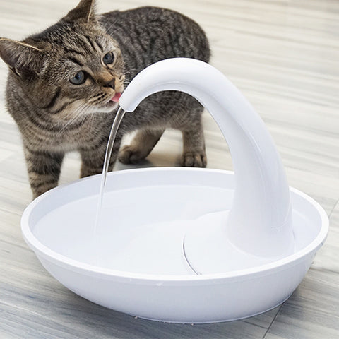 Pet Drinking Fountain Cat Feeding Water Flowing Fountain